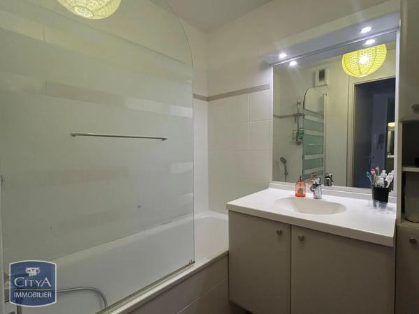 Appartement à louer 3 pièces 63m² Blois (41000)