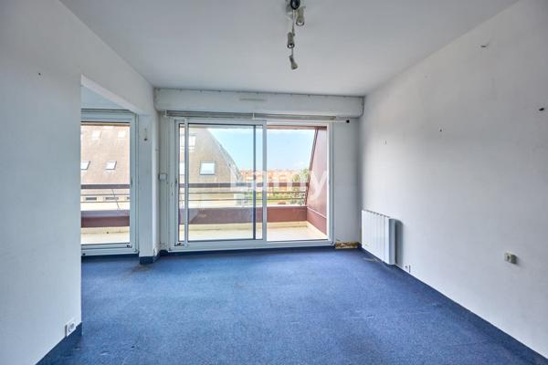 Appartement 2 pièces, cabine, balcon, parking, cave