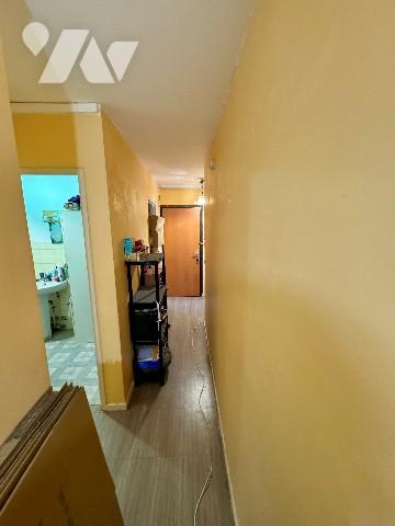 Appartement T3 à rénover de 69m² à proximité immédiate collège, lycée commerce, douane...