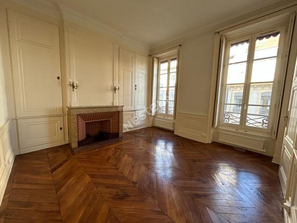 Lyon 6 / Foch Appartement T3 de 86,78 m² - Garage + cave