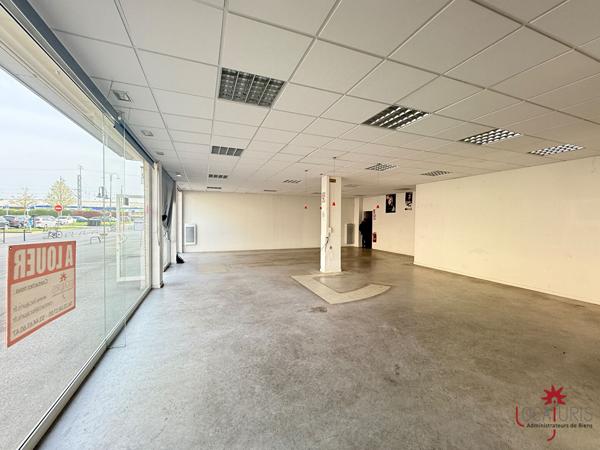 Local commercial Margny les Compiegne (60280) - 148 m2