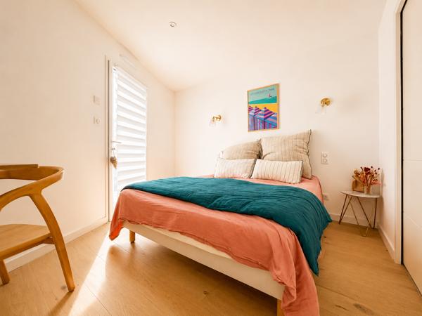 Maison
         6 pièces
        - 142 m² Bien prestige 847 600 € *