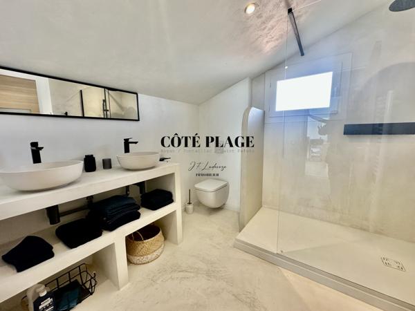 Vaux-sur-Mer (17640) VAUX /MER MAISON RÉNOVÉE AU PRIX DE 580 000 € FAI