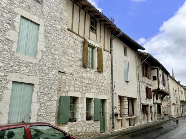 Charmante maison en pierres à Eymet