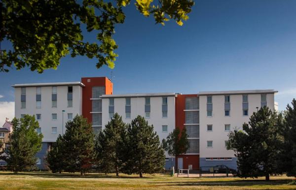 INVESTISSEMENT LOCATIF – Clermont-Ferrand – Résidence Étudiante Stud'City Boris Vian - 5,05% de rentabilité