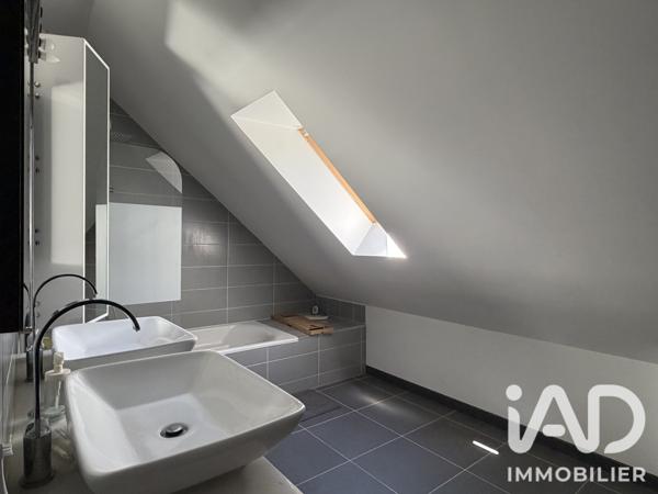 Maison à vendre 6 pièces 185,6 m² Bléré