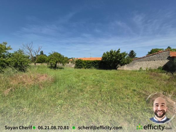Terrain
        
        - 671 m² Exclusivité 38 000 € *