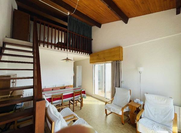 Appartement de deux chambres avec place de parking, en bord de mer à Biscarrosse