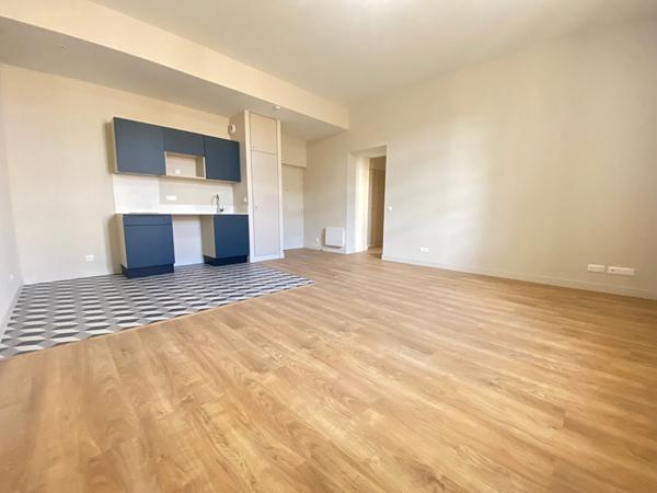 NARBONNE - Appartement T2 rénové - Quai Dillon