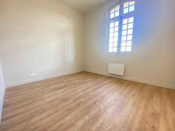 NARBONNE - Appartement T2 rénové - Quai Dillon