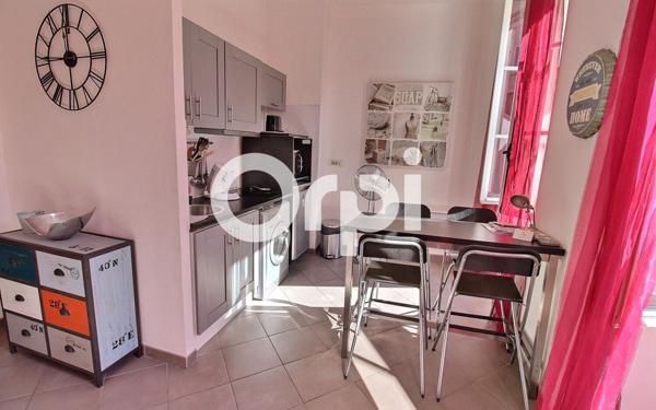 Appartement à vendre    1 pièce • 35 m2 Marseille 1