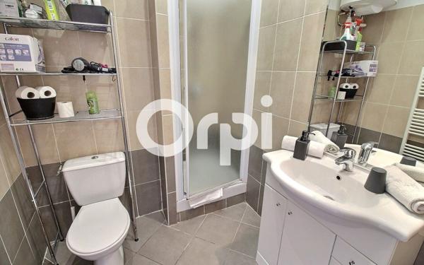 Appartement à vendre    1 pièce • 35 m2 Marseille 1