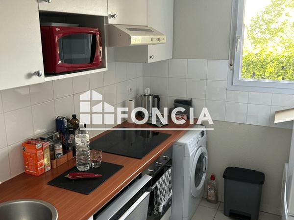 Location Appartement 2 pièces 45.3 m² - RUE TOLSTOI Agen 47000