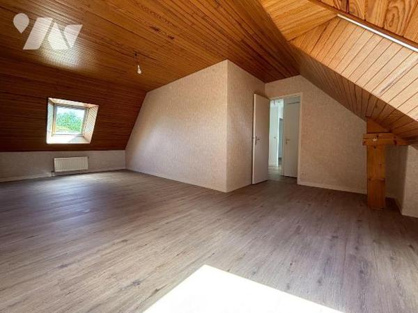 NOUVEAUTE Trente-Cinq Notaires ! 

Sur la commune de PACE, au calme d'une impasse à proximité...