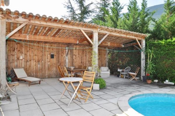 Dpt Alpes de Haute Provence (04), à vendre CASTELLANE maison 5 pièces - 143 m² - Terrain de 1143 m² - Plain pied
