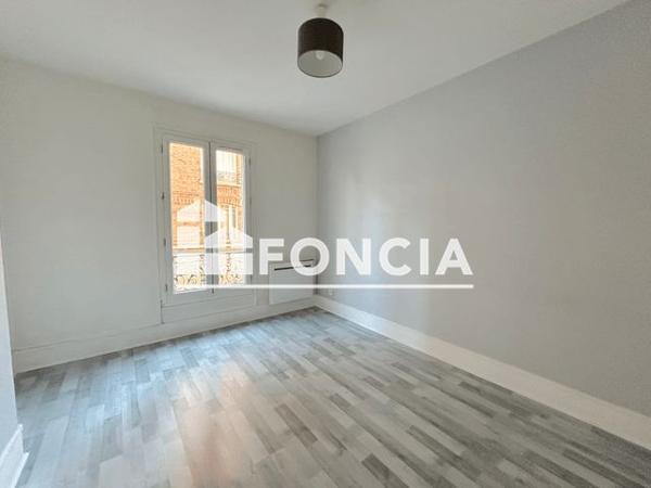 Location Appartement 3 pièces 48.44 m² - 13 AVENUE DU MARECHAL FOCH Neuilly Plaisance 93360