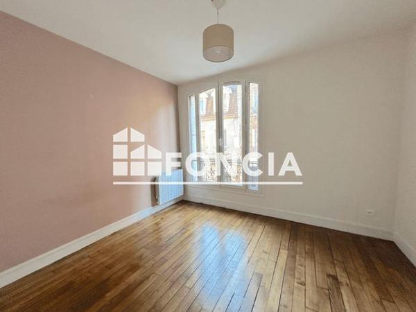 Location Appartement 3 pièces 48.44 m² - 13 AVENUE DU MARECHAL FOCH Neuilly Plaisance 93360