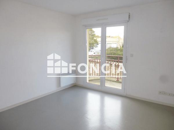 Location Appartement 2 pièces 28.17 m² - 99 RUE HUBERT CAILLER La Roche Sur Yon 85000