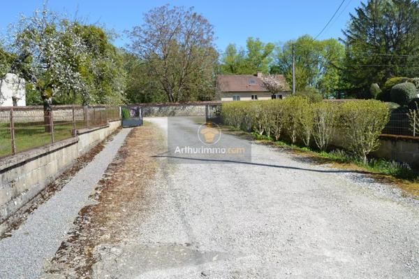 Vente Maison de village 5 pièces 117 m2 à Villegusien-le-Lac