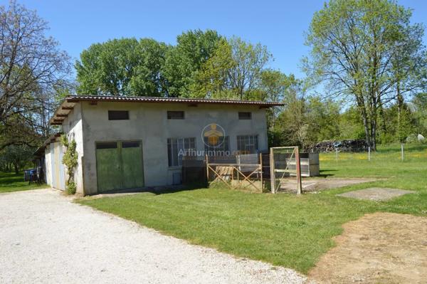 Vente Maison de village 5 pièces 117 m2 à Villegusien-le-Lac