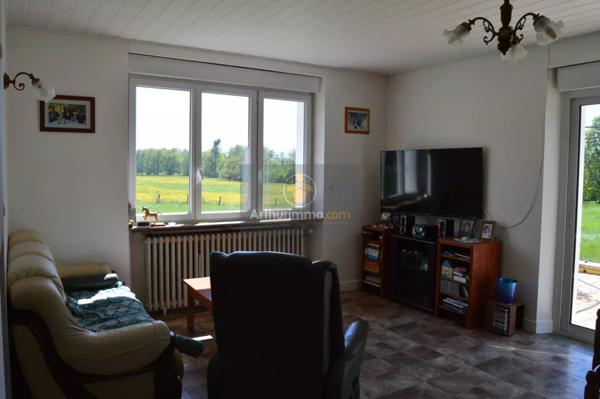 Vente Maison de village 5 pièces 117 m2 à Villegusien-le-Lac
