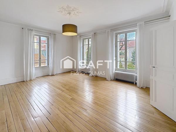 Bel appartement type haussmannien 198 m²
