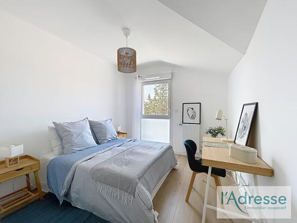 APPARTEMENT NEUF LIVRÉ IMMÉDIATEMENT :-) DERNIER ÉTAGE AVEC TERRASSE - CASTELGINEST