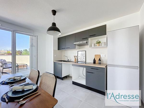 APPARTEMENT NEUF LIVRÉ IMMÉDIATEMENT :-) DERNIER ÉTAGE AVEC TERRASSE - CASTELGINEST