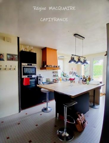 A Vendre -  Maison de bourg rénovée – 190 m² – 5 chambres – équipements modernes : une opportunité rare au centre bourg. MORTAIN (50)