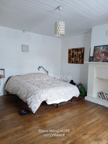 A Vendre -  Maison de bourg rénovée – 190 m² – 5 chambres – équipements modernes : une opportunité rare au centre bourg. MORTAIN (50)