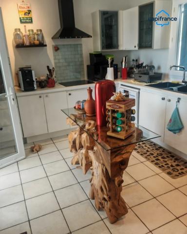 Coup de cœur pour cette villa F5 à l'Anse à L'Ane aux Trois-Ilets.