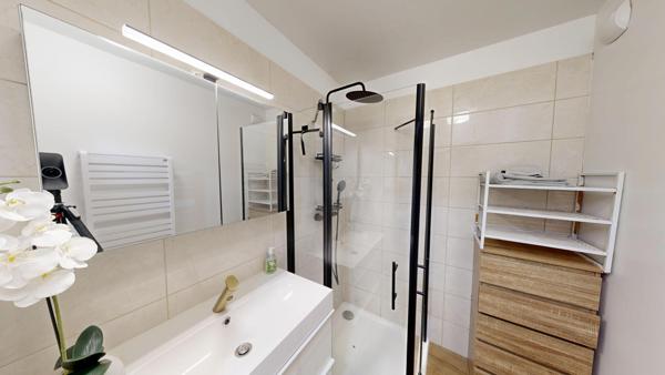 Appt avec Jardinet à 25 min de Bordeaux