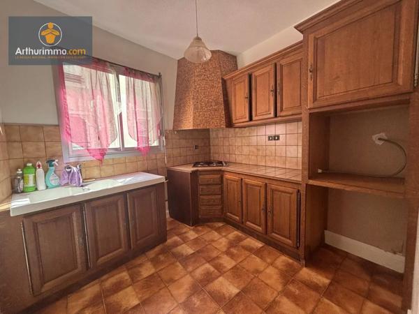 Vente                                                      Appartement
                        
                     3 pièces                      63 m2                     à Marmande