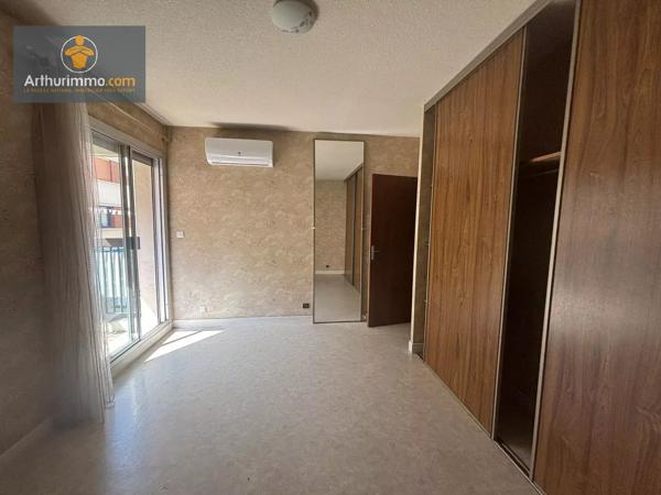 Vente                                                      Appartement
                        
                     3 pièces                      63 m2                     à Marmande