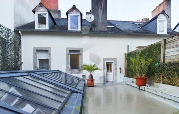 À Pont-Aven, immeuble de prestige