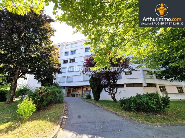 Vente Appartement 4 pièces 77 m2 à Lons-le-Saunier