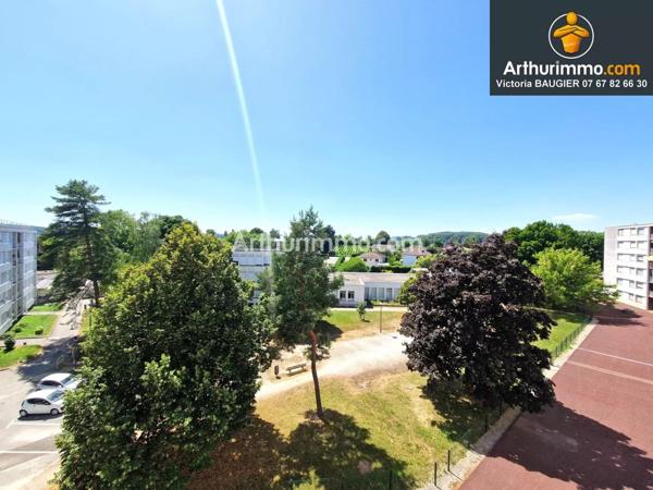 Vente Appartement 4 pièces 77 m2 à Lons-le-Saunier