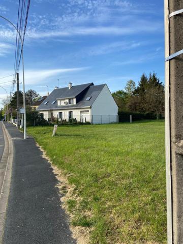 Terrain à bâtir bien situé