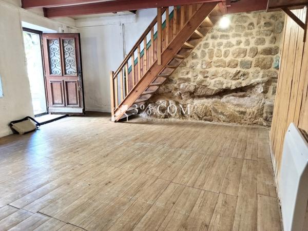 Maison de village 3 pièce(s) 2 chambre(s) 60 m²