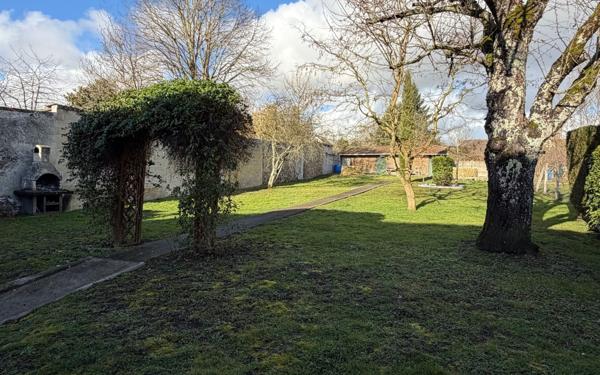 Maison à vendre    5 pièces •  Mouroux