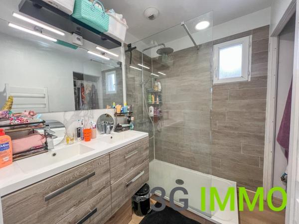 Vente / Maison et grand terrain