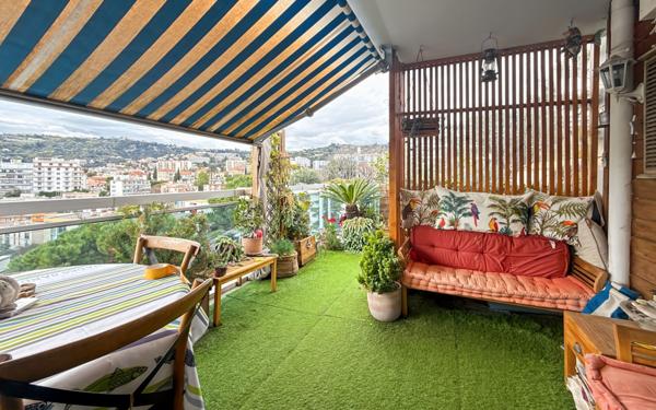 Appartement à vendre    3 pièces • 57 m2 Nice