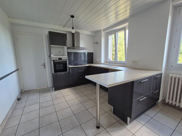 LANDIVISIAU- Maison 5 pièces Landivisiau