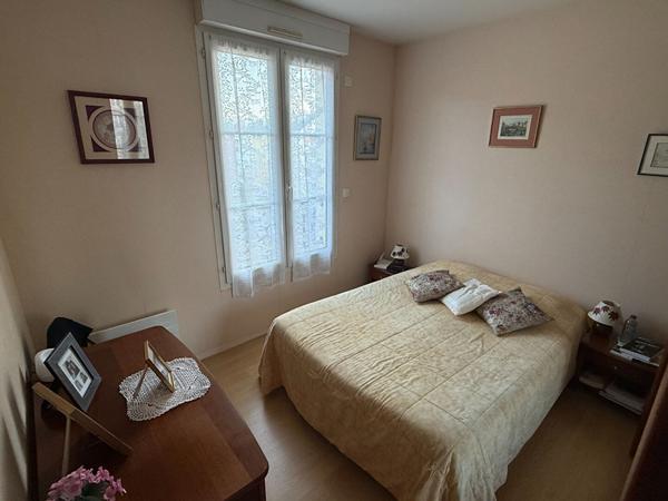 COURS SAINT DAMIEN/LES MAILLETS-T4+BALCON+PARKING+CAVE