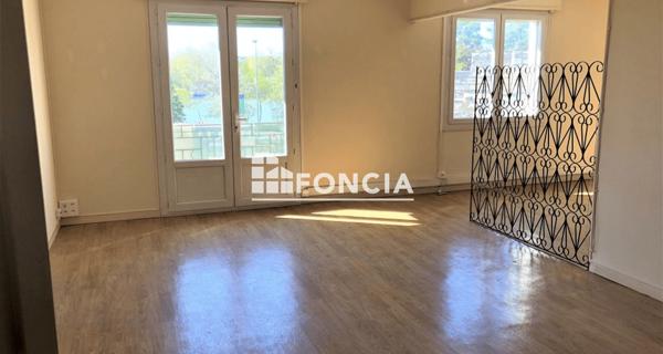 Location Appartement 4 pièces 111.57 m² - Avignon 84000
