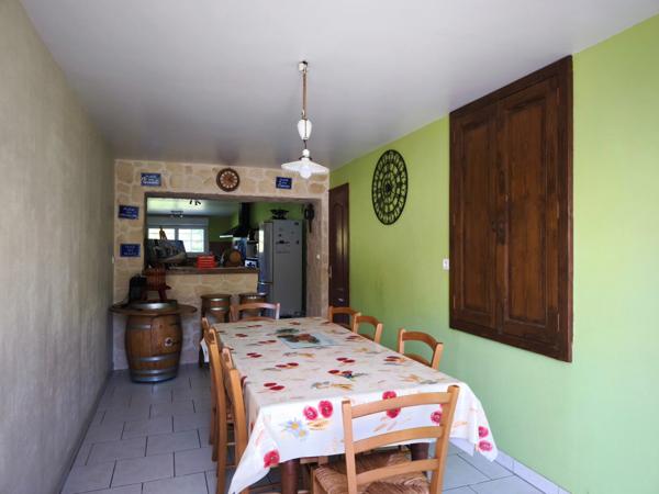 Maison 5 chambres à vendre à Mauzé Sur Le Mignon 79210