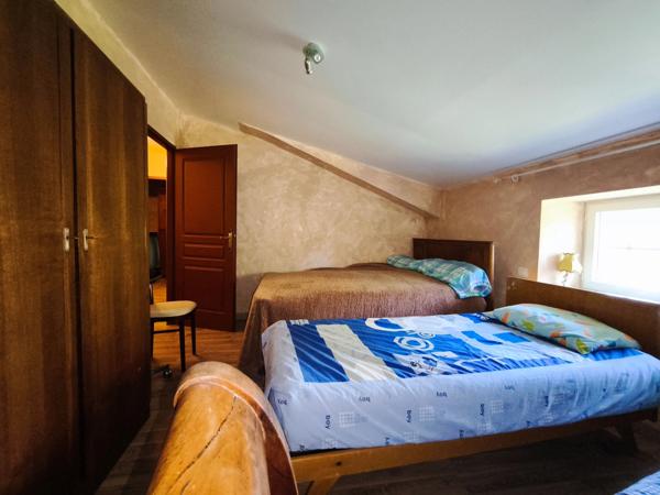 Maison 5 chambres à vendre à Mauzé Sur Le Mignon 79210