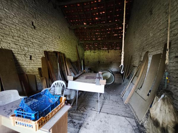 Maison 5 chambres à vendre à Mauzé Sur Le Mignon 79210