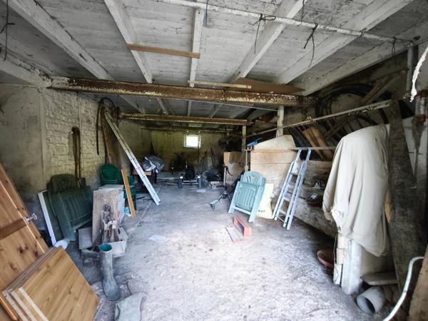 Maison 5 chambres à vendre à Mauzé Sur Le Mignon 79210