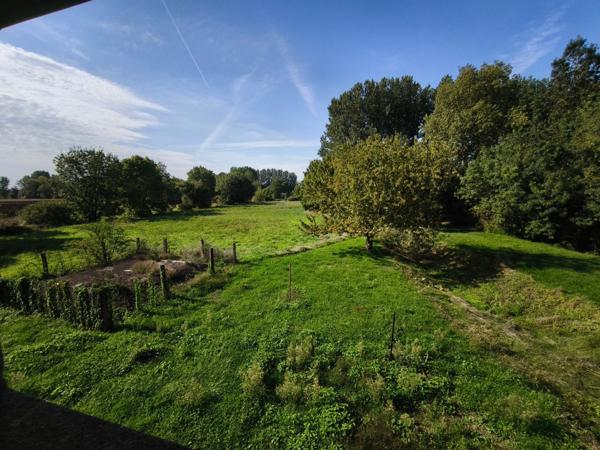 Maison 5 chambres à vendre à Mauzé Sur Le Mignon 79210